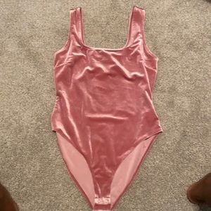 New with tags Large pink forever 21 bodysuit